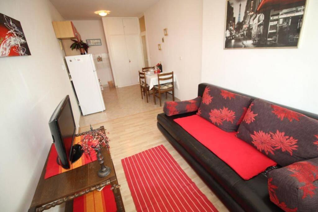 Old City/Beach 13 Minutes Away, Parking, For 4 Split Extérieur photo